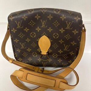 PRISTINE! Authentic Louis Vuitton Monogram Saint Cloud GM Crossbody Bag
